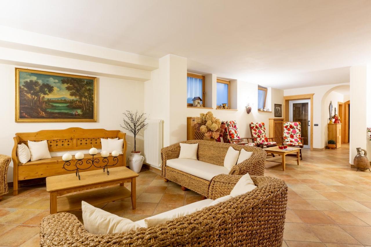 Relais Villa Quercia Tassullo エクステリア 写真