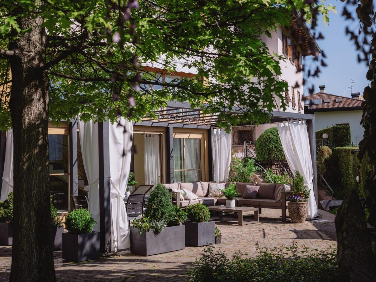 Relais Villa Quercia Tassullo エクステリア 写真